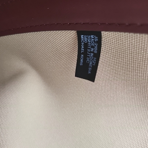 Michael Kors Jodie Large Logo Tote Bag Burgundy Red 9x12x6.5 New W/O Tags - Picture 13 of 14